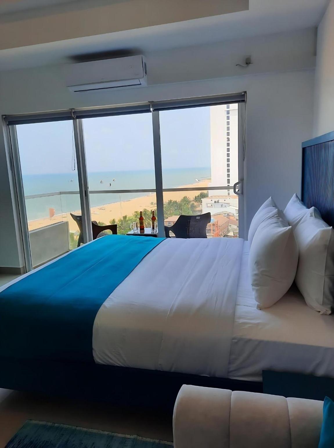 Negombo Ocean Breeze - Bliss On The Beach Luxury Apartments By Serendib Vacation Bagian luar foto