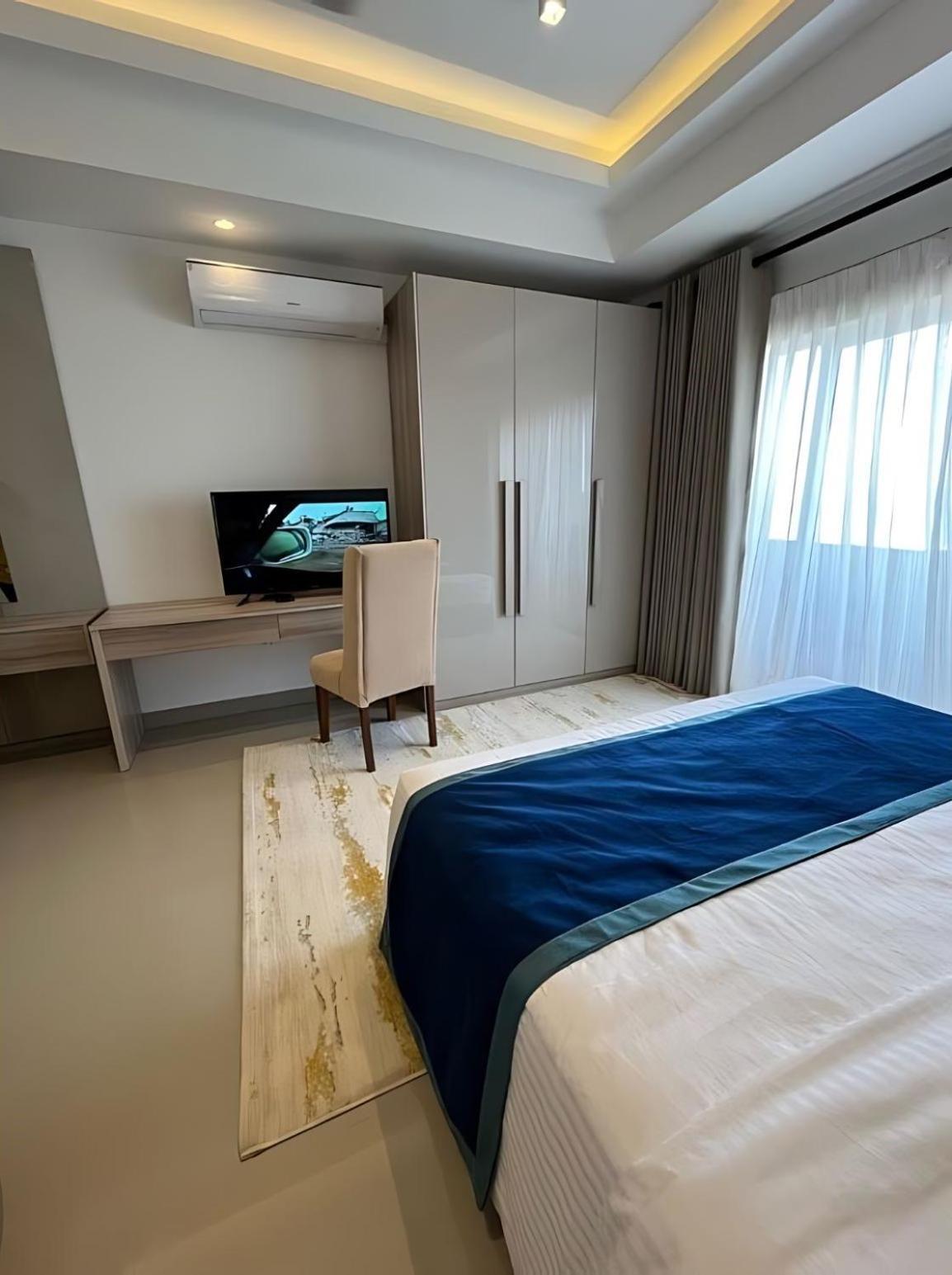 Negombo Ocean Breeze - Bliss On The Beach Luxury Apartments By Serendib Vacation Bagian luar foto