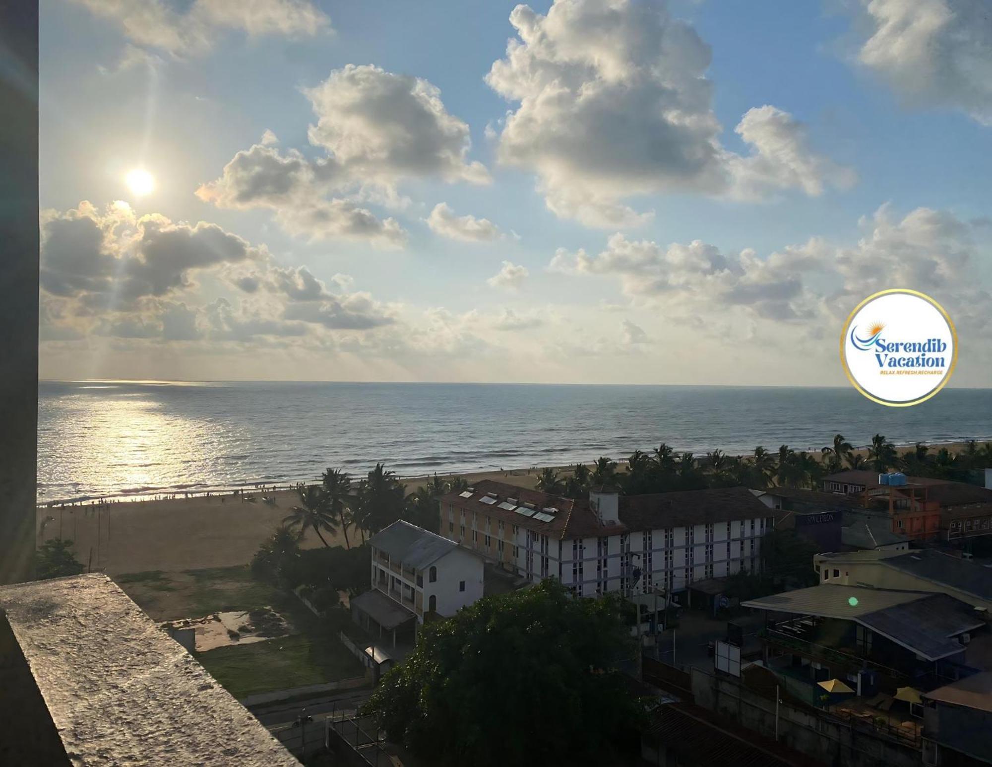 Negombo Ocean Breeze - Bliss On The Beach Luxury Apartments By Serendib Vacation Bagian luar foto