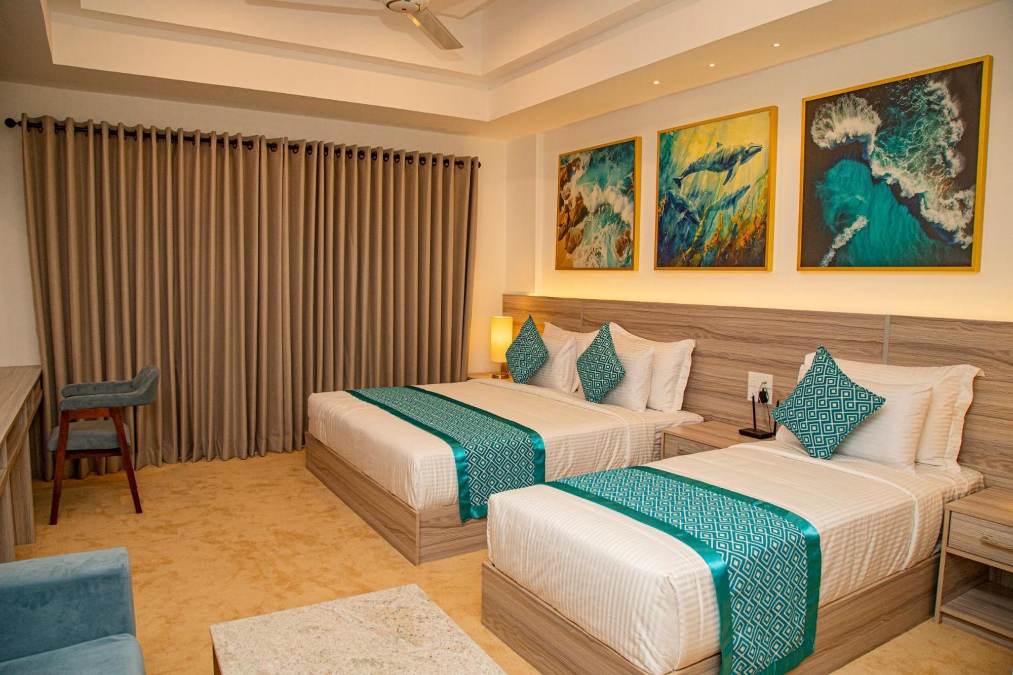 Negombo Ocean Breeze - Bliss On The Beach Luxury Apartments By Serendib Vacation Bagian luar foto