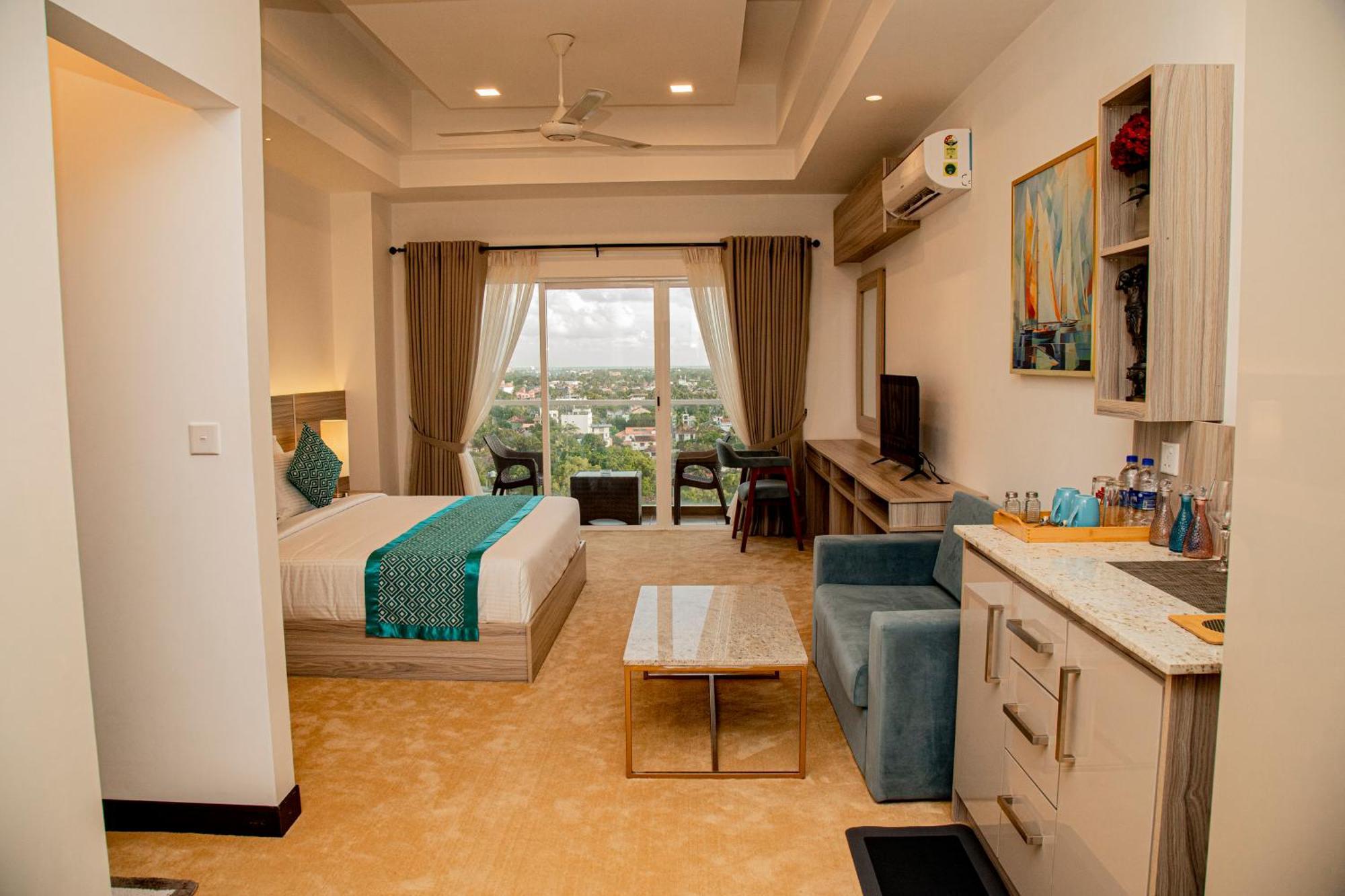 Negombo Ocean Breeze - Bliss On The Beach Luxury Apartments By Serendib Vacation Bagian luar foto