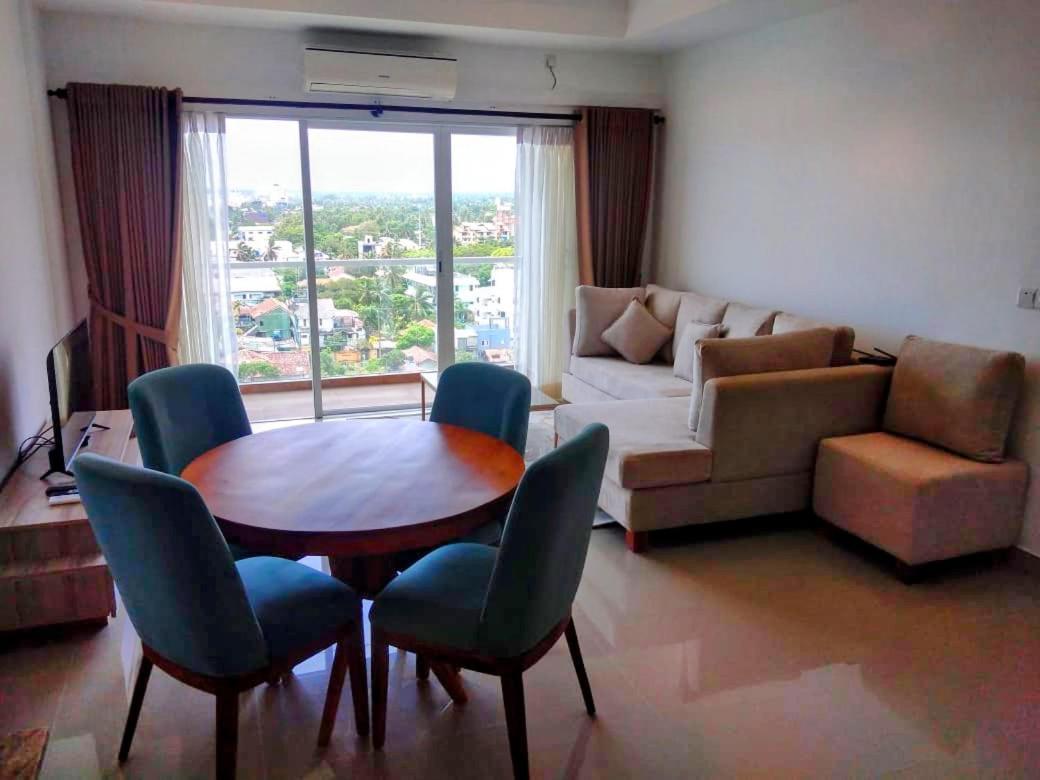 Negombo Ocean Breeze - Bliss On The Beach Luxury Apartments By Serendib Vacation Bagian luar foto